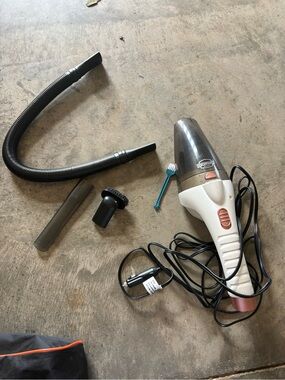 Car vacuum cleaner